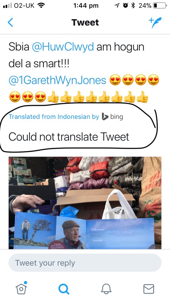 MascaraAndMud's tweet photo. @TatwsTrading @HuwClwyd @1GarethWynJones “Could not translate”...maybe, just maybe, because it isn’t blydi Indonesian!! 🙈 #itswelsh #alwayswillbe https://t.co/lvOUyg1hgk