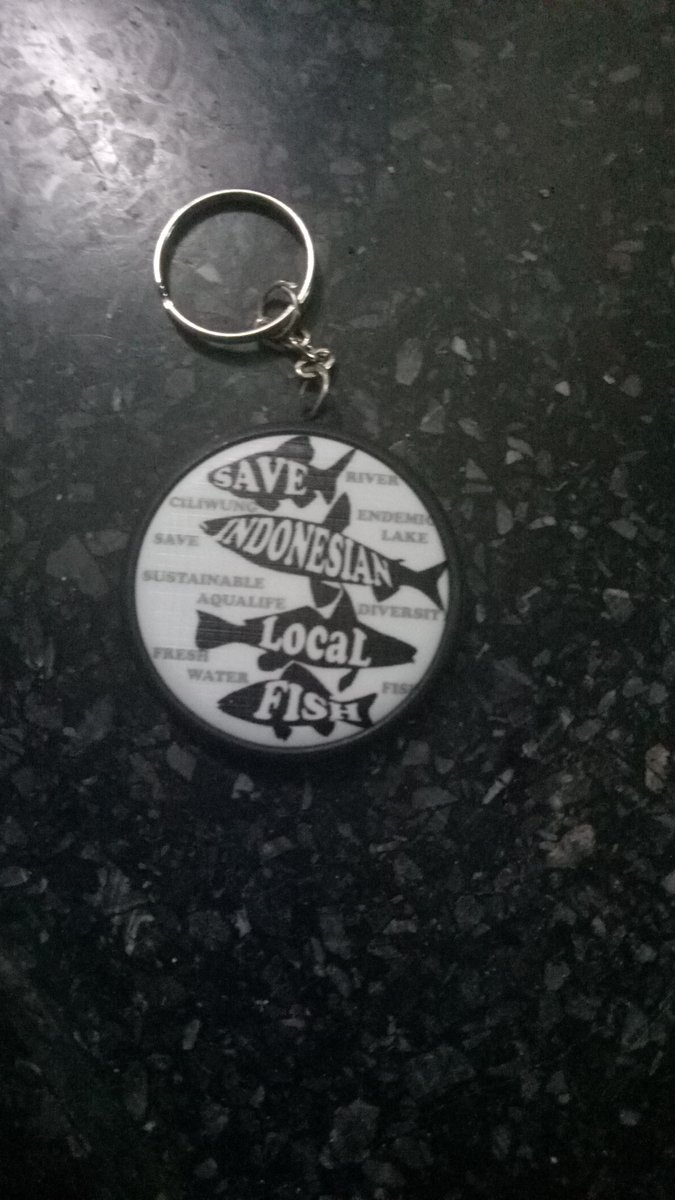 SemaFPIKUSNI's tweet photo. Yuk donasi untuk Sukseskan Ekspedisi Ciliwung FPIK USNI.
Bisa dapat souvenir menarik loh.
Mari Menyatukan Langkah Untuk Melestarikan Ciliwung
#FPIKUSNI #CiliwungLestari https://t.co/xLlHDbaivi
