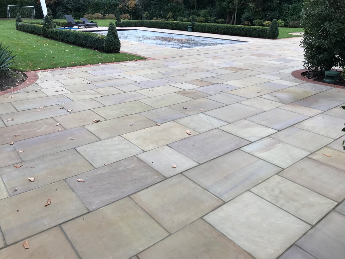 SSurfacing's tweet image. Patio and pool area paving cleaned.