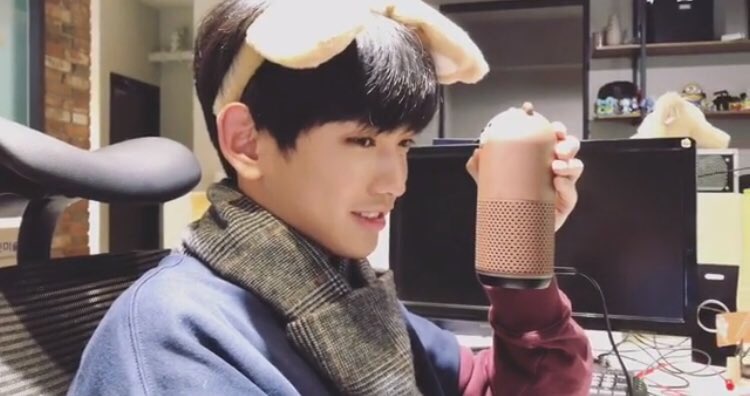 bannymong's tweet photo. 이의응 협박 수준 너무 귀엽다

To. 섭
> 답안지 밀려쓰지 마세요 못 보면 삐칠 거예요

To. 클로버
> 뽀사지고 싶어? 밥 주지 마세요 https://t.co/91Vkiwe8xV