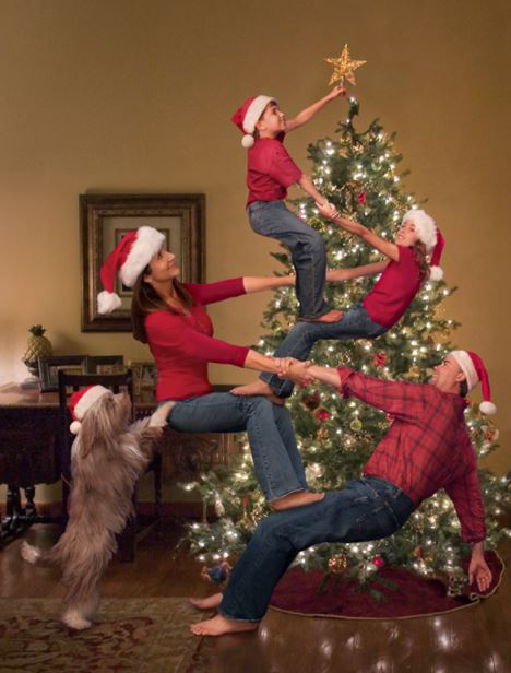 StJohnsChurchCo's tweet photo. If your post-Thanksgiving traditions includes prepping for Christmas, now is the time to get your Christmas Family Photos finished early! https://t.co/3ZeqiT0W1D