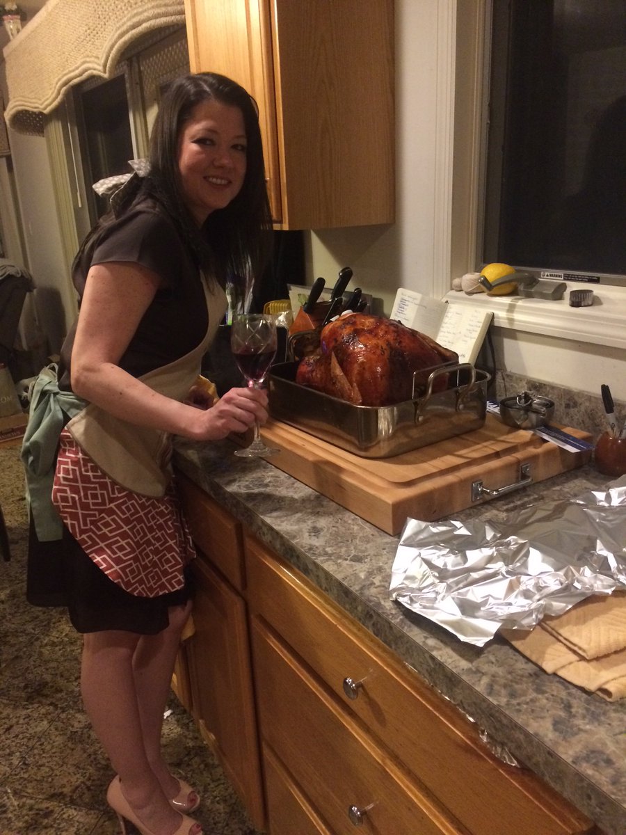 Qui0330's tweet photo. @GordonRamsay Happy Thanksgiving!  Here's my bird. #showmeyourbird https://t.co/xjfBkE4oZs