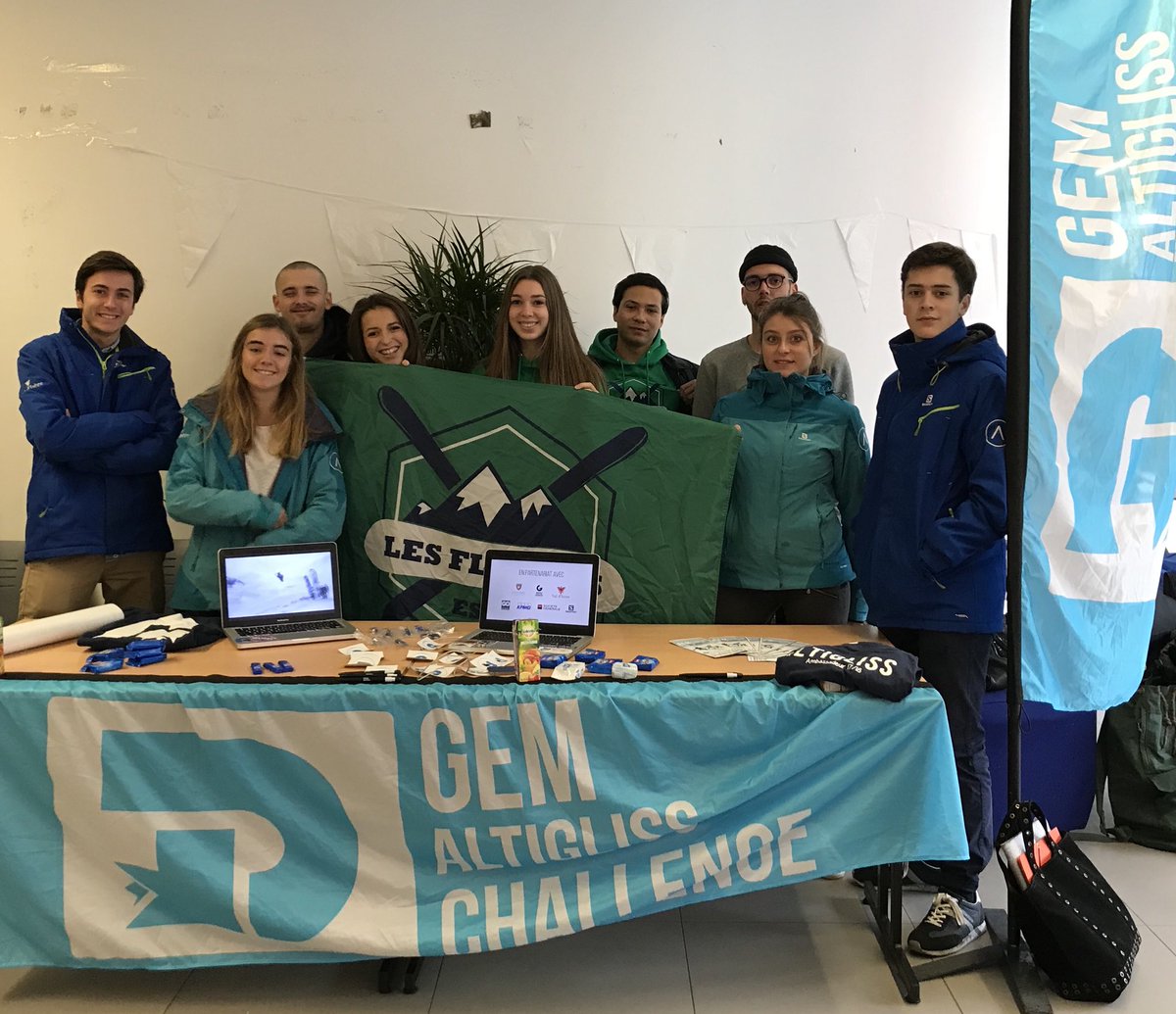 lesflechesesce's tweet photo. Rencontre avec l’équipe @Altigliss  sur notre campus aujourd’hui ! 🎿💚 #GEMAltiglissChallenge #onahâte #çavaenvoyerdusale https://t.co/NqBvOayWOo