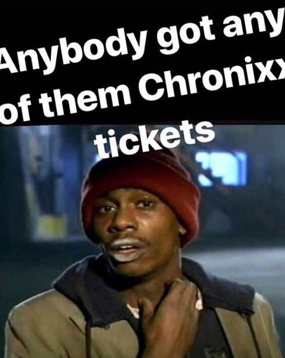 onejahson_'s tweet photo. Let in all di yute dem weh no have no ticket promota weh you a deal wid, no see the dance done ram already #chronixx #wewanttickets https://t.co/Pggn05yYRV