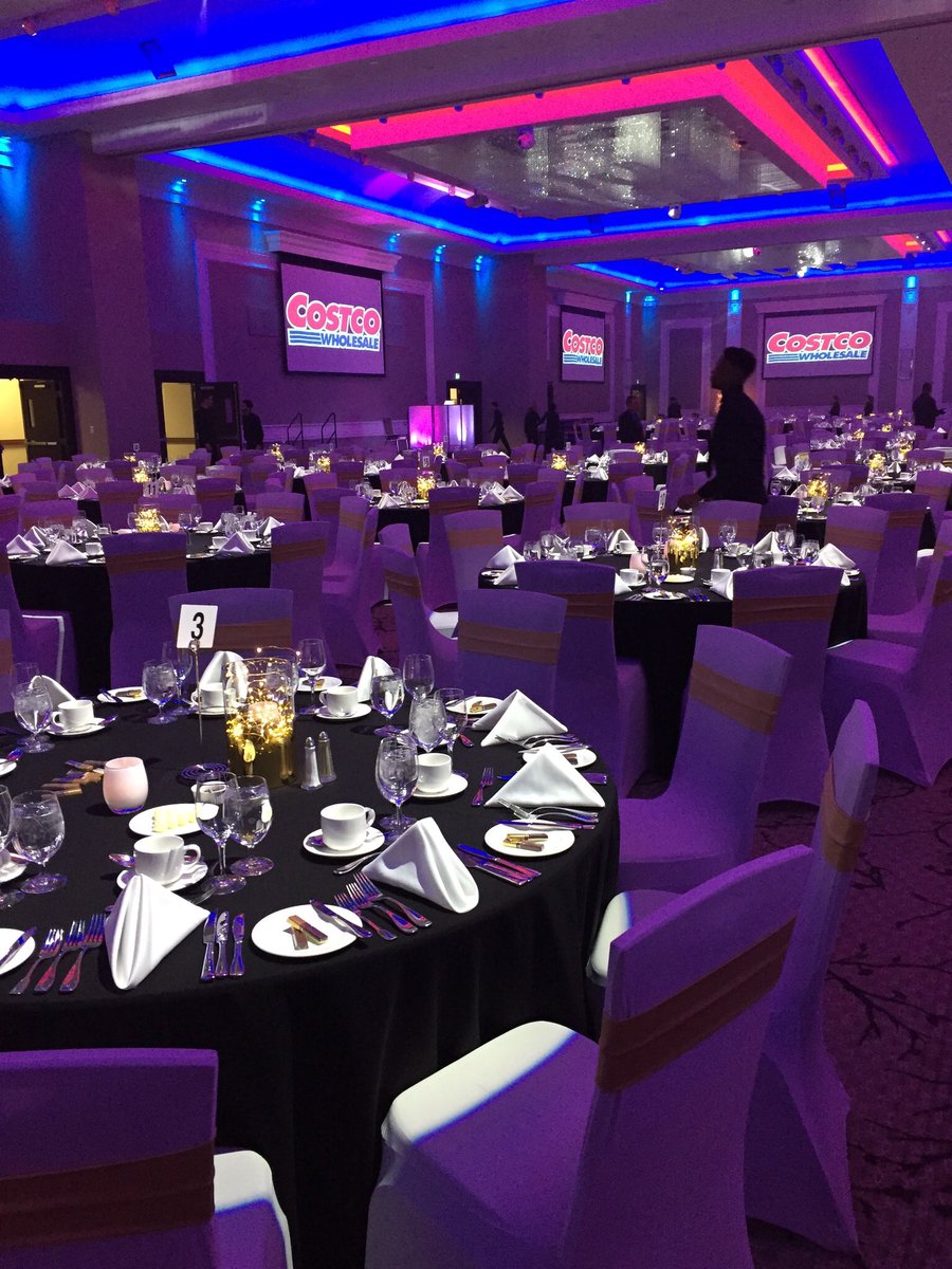 SharronMulvey's tweet photo. Largest sit down dinner party to date at #InfinityConventionCentre. https://t.co/SC6TFVHrO3
