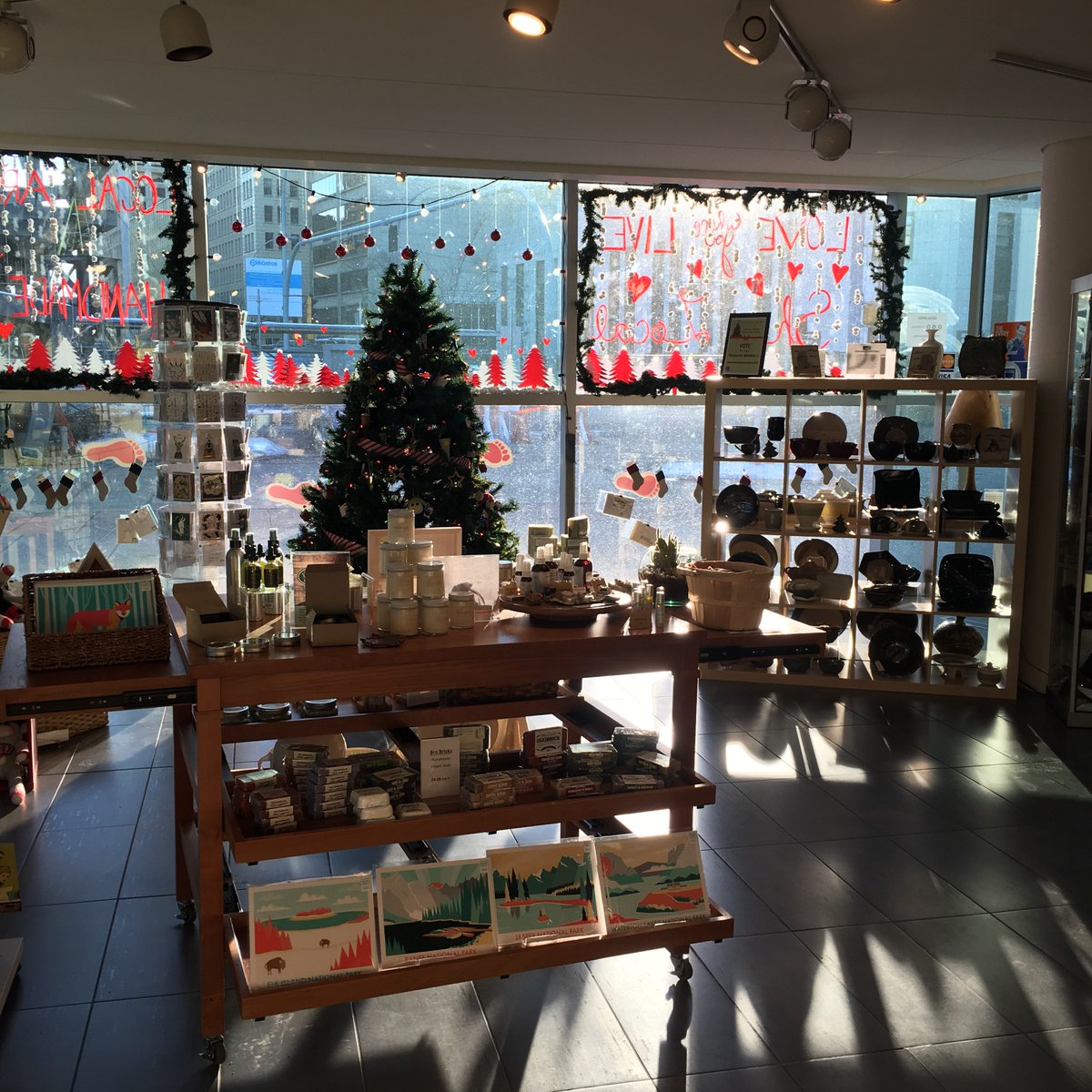 shopyegarts's tweet photo. Don’t forget to come check out our Holiday display for the @DBAyeg contest! And if you like it, give it a vote by taking a picture with it and hashtagging #DBAHolidayWindow https://t.co/hTr1kdFEvl