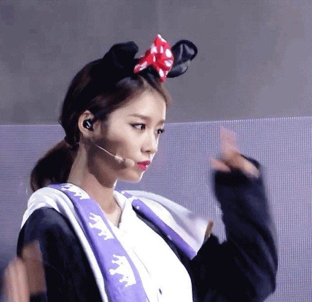 jihwizmudou's tweet photo. 뀨 https://t.co/nmo5gqOk7A