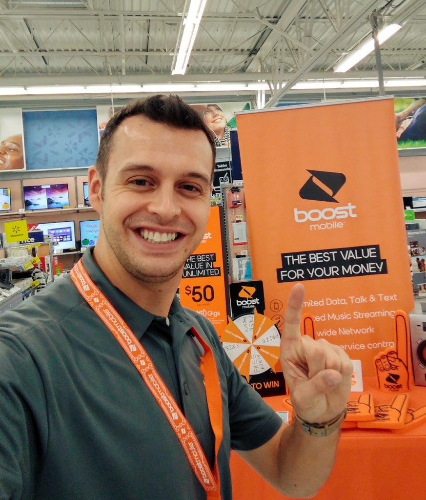 Beautiful Prescott AZ 🏞 

Home to:
❇ Some of the best 🎄🎅 festivities in AZ
❇ Left-T's Steakhouse 🍖(@4GKennyG 's favorite) 
❇ and the #☝️ value in unlimited W/ <a href="/boostmobile/">Boost Mobile</a> and #LGBoostDay 

#SprintWinsHoliday <a href="/CjDrikakis/">CJ Drikakis</a> <a href="/NRSPG_ESeaton/">Eric Seaton</a>