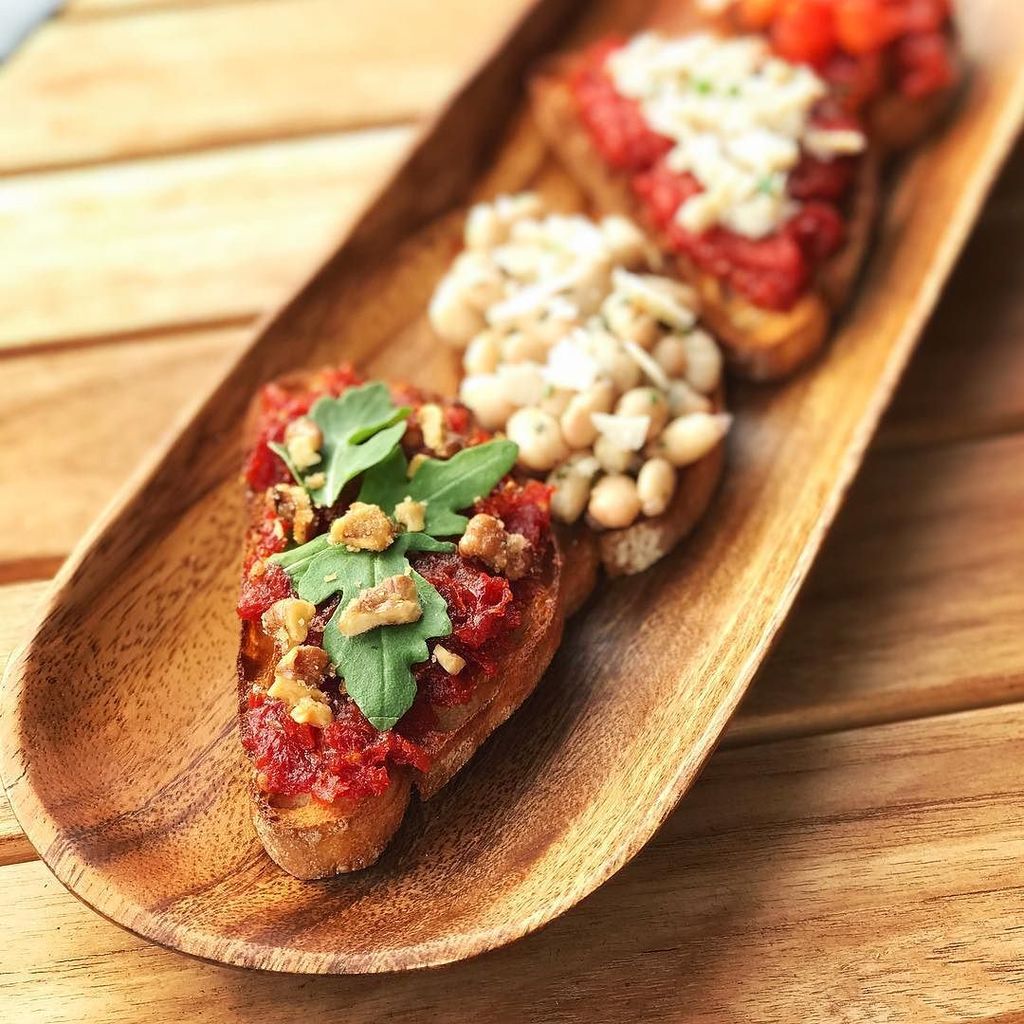 You’ll fall for our #bruschetta. Get it? 🍂 #authenticitalian #fall #rusticitalian ift.tt/2zG8XFq