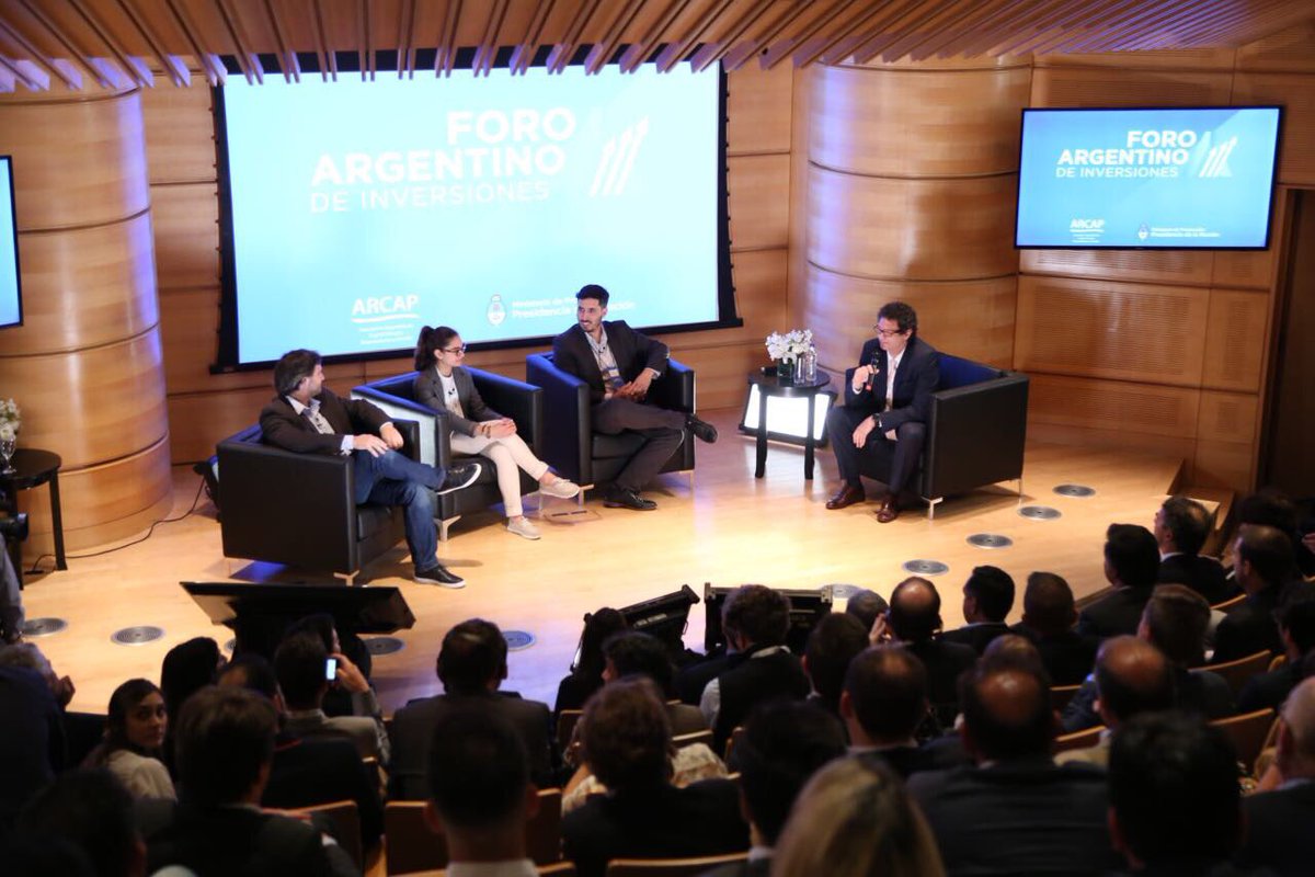 gugamayer's tweet photo. Argentina subió 11 puntos en el ránking regional de inversión en capital emprendedor. Un gran resumen del #ForoInversionesAr y el concurso del FONDCE: https://t.co/mSRHXe4wzR https://t.co/pECJC7s93C