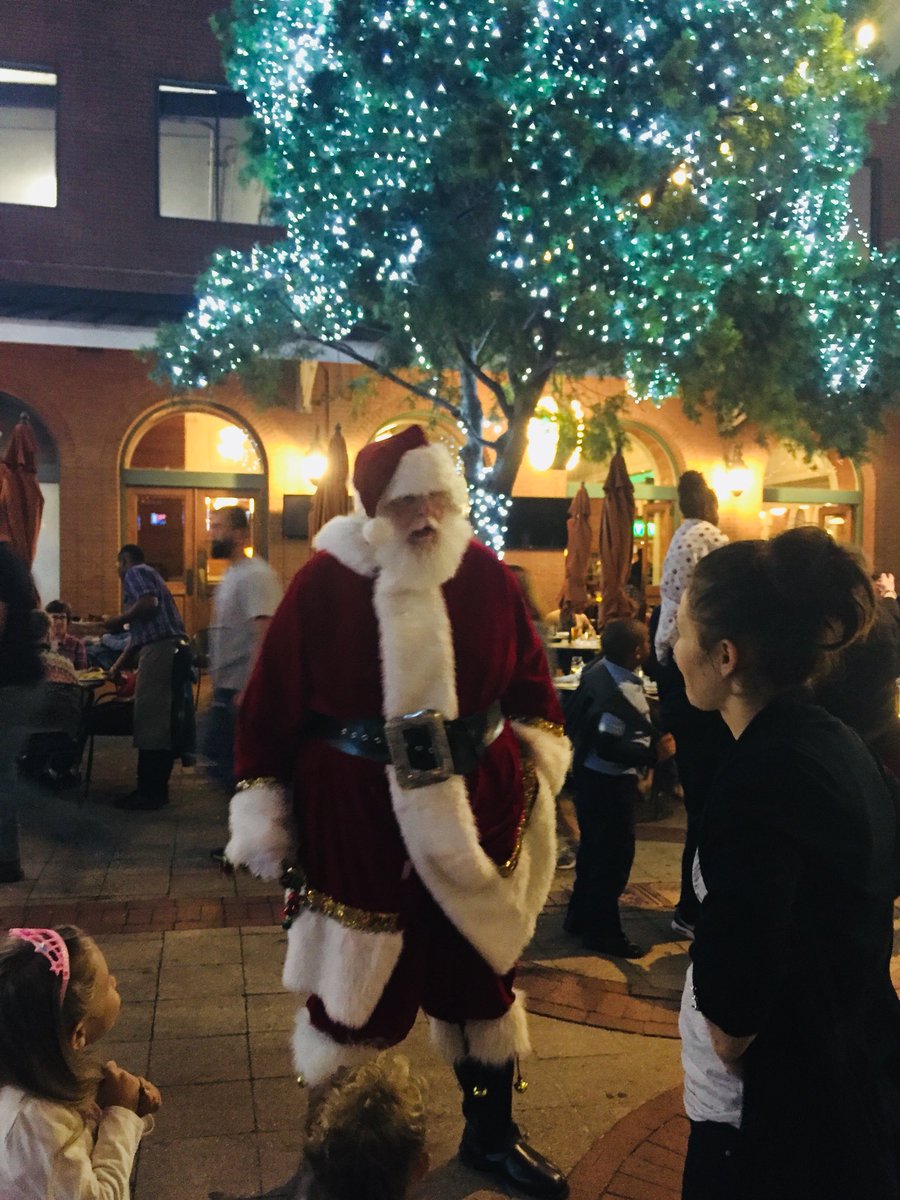 FultonStNOLA's tweet photo. He has arrived! #santa #fultonstnola #nola #miracleonfultonstreet #visitnola #holidays https://t.co/6crMIFoSz7