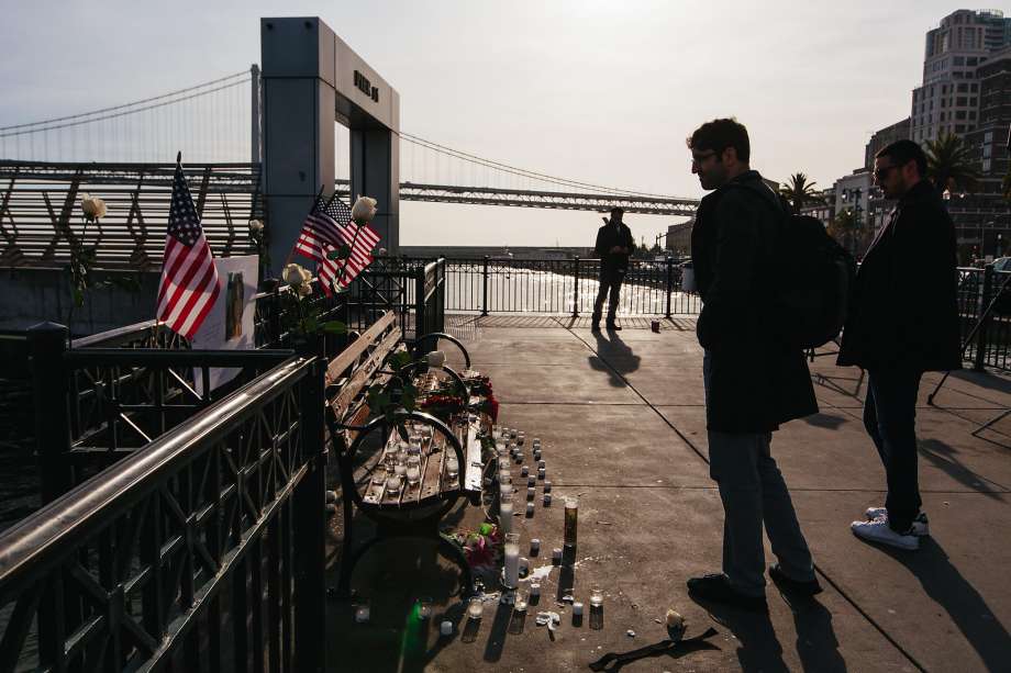 San Francisco newspapers says 'alt-right' set up Kate Steinle shrine at Pier 14