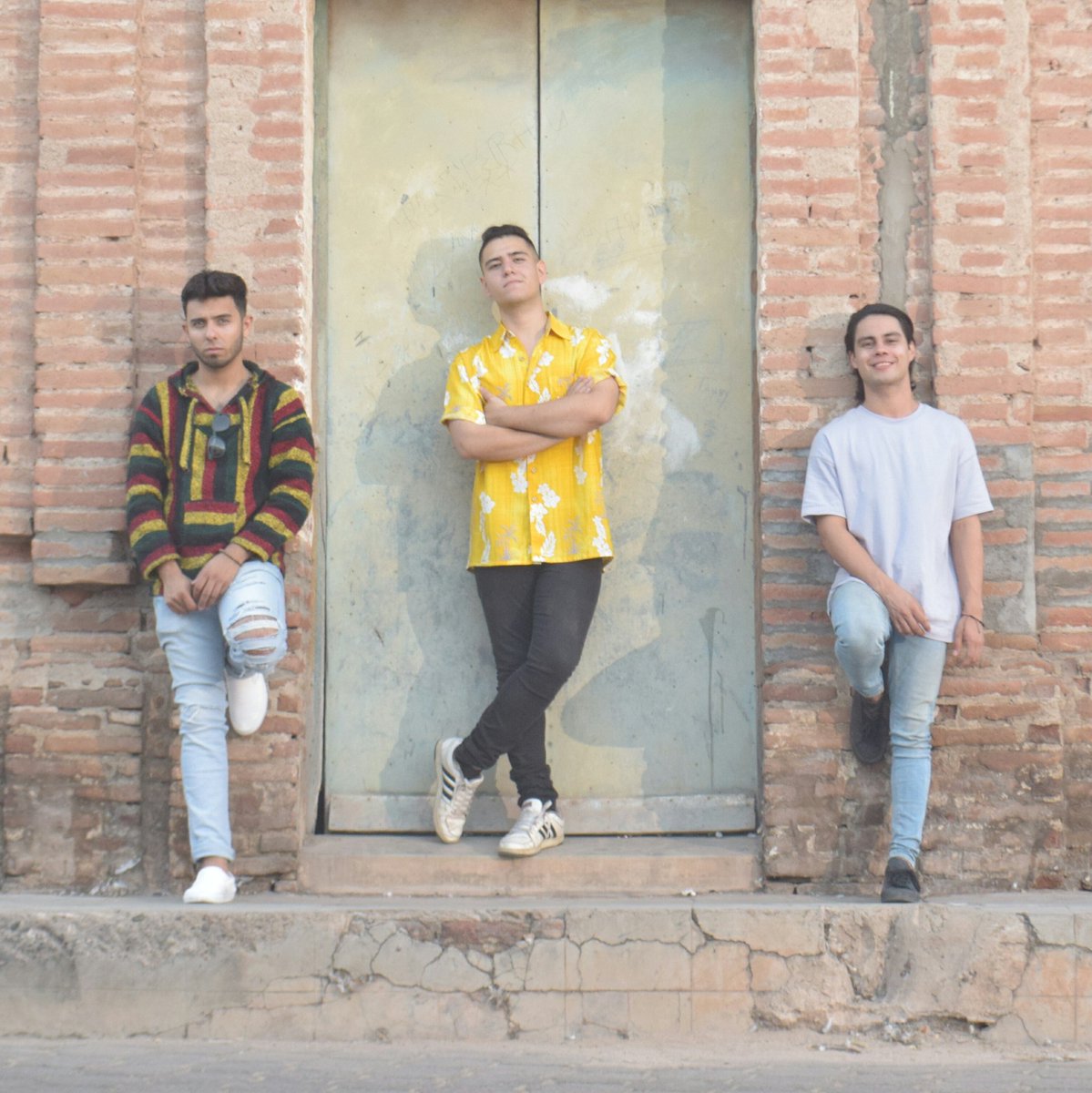 Los85k's tweet photo. #NuevaFotoDePerfil https://t.co/JPUVXSzhwj