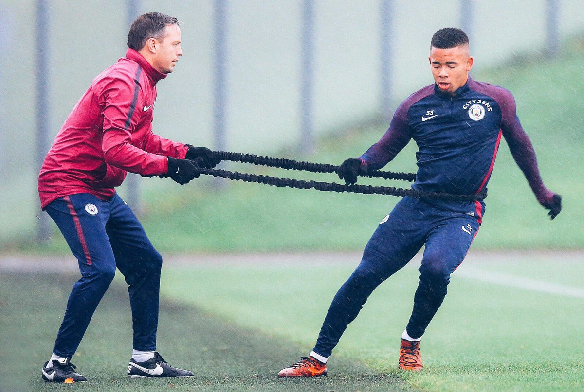 gabrieljesus9's tweet photo. Working 💪🏽 https://t.co/fVDhxkjjaf