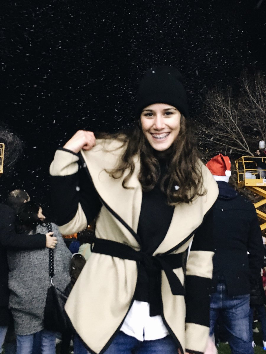 raqelmicaela's tweet photo. ❄️❤️ https://t.co/KdK7LBc5OW