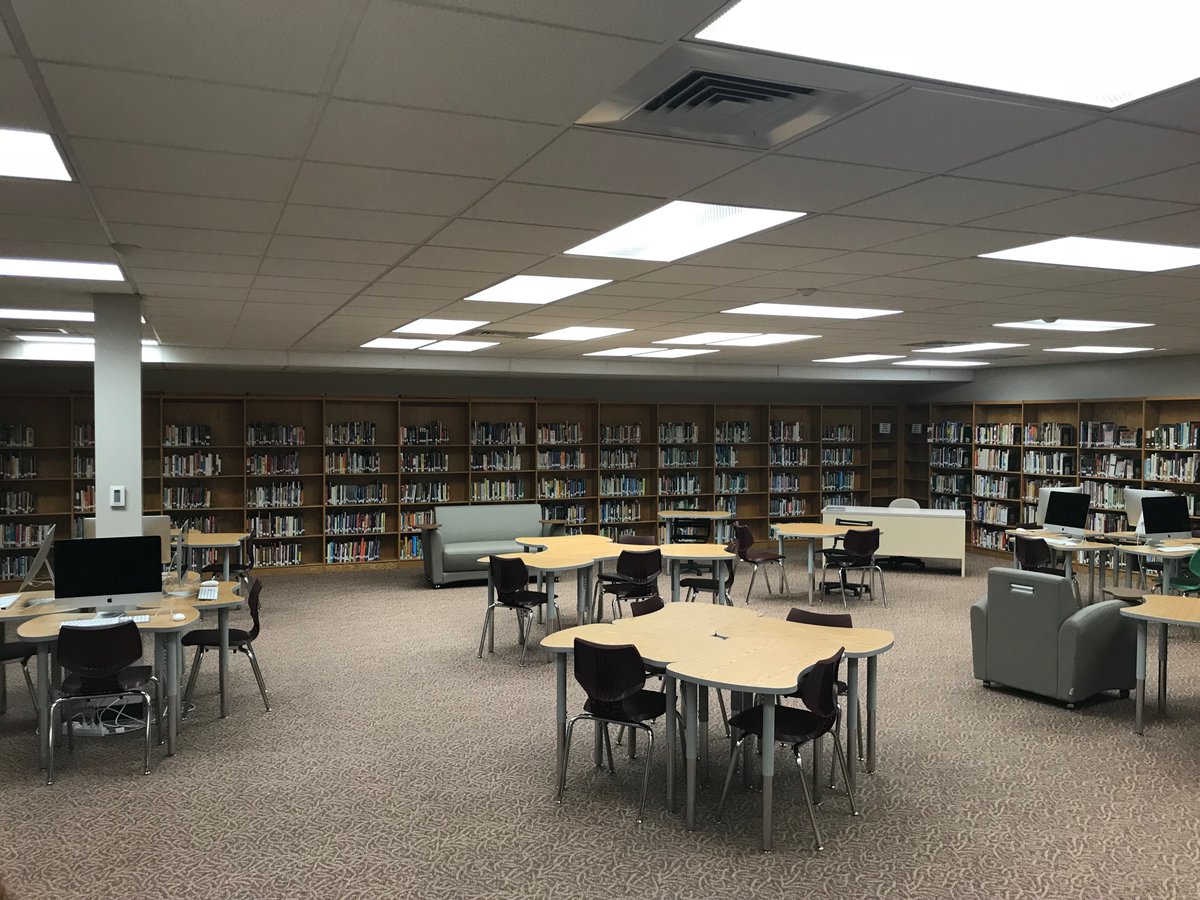 TERRANCESHEPLER's tweet photo. Loving our new furniture and design as a part of our new multi media center and #CyberClassroom. #FlexibleSeating #EdTech #SSDTech https://t.co/EsJAODPQoD