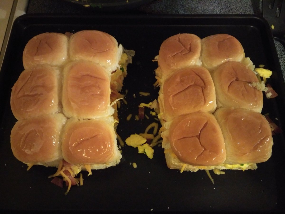 hooterh8er's tweet photo. Preparing breakfast sliders for tomorrow's early @FIUFootball tailgate. #Section112 #PawsUp https://t.co/jAaJIjCiVF