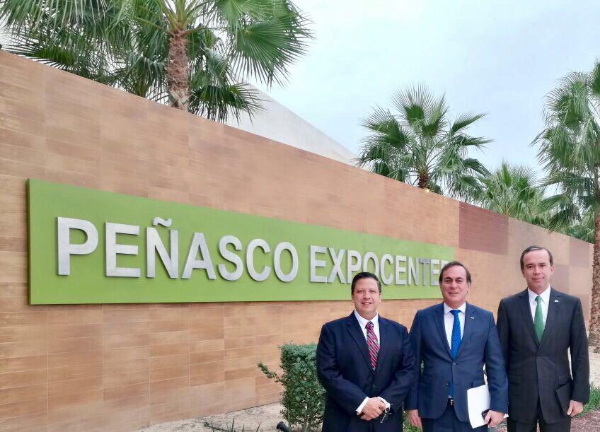 cceoficialmx's tweet photo. .@jpcastanon acompañado de @BoscodelaV y @mariosanchez_m para participar en la Reunión Anual de las Comisiones Sonora - Arizona y Arizona – México. https://t.co/HzBBwuRptN