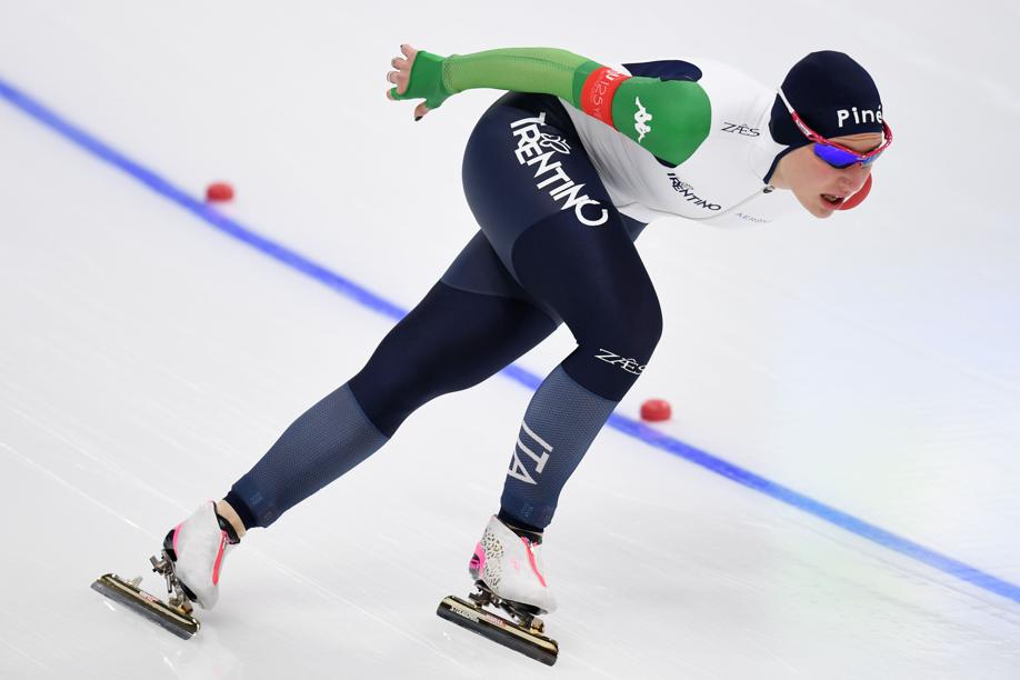 abuongi's tweet photo. #Ghiaccio #Pistalunga Brava Francesca Lollobrigida! @theolympicoval di #Calgary, nei 3000 della tappa di Coppa del Mondo, con 4'02"75, migliora il proprio record italiano (era 4'05"35) #WCSpeed #Schaatsen #speedskating https://t.co/CdtkLTPKB9