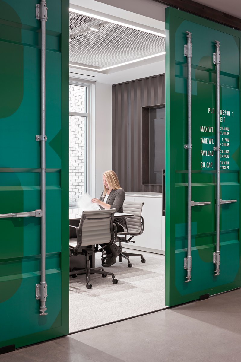 elementsofwork's tweet photo. Let's end the week with some more #ELEMENTSinstall shots, shall we? #GreatDesignFriday Kudos to the project team! https://t.co/9rT2RCKpGm