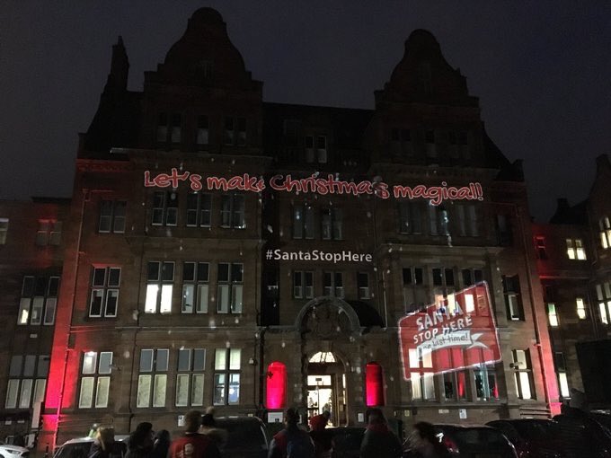 Edinburgh PICU (@epic_scot) on Twitter photo Amazing Christmas lights for our last year in the current RHSC, thanks to <a href="/echcharity/">Edinburgh Children's Hospital Charity</a> 🎄
x.com/docomalik/stat… Amazing Christmas lights for our last year in the current RHSC, thanks to <a href="/echcharity/">Edinburgh Children's Hospital Charity</a> 🎄
x.com/docomalik/stat…