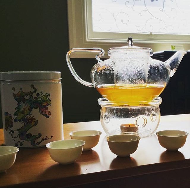 dependablesf's tweet image. Come to the #dogpatchholidaysale tomorrow from 10-6 here at DL HQ &amp;amp; other #dogpatch locales like @SFSmokestack! We’ll be hosting #popups from these amazing #local #makers : @CaliBeijaFlor, @analogmichelle, @AprilMayJewelry, @fabulatea, @foreignspell &amp;amp; #cookieandthedude.