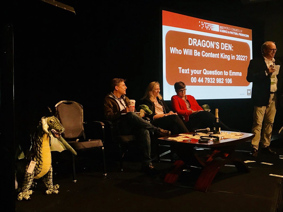 WCSFP's tweet photo. .@melmanr introduces the Congress Dragons to the crowd at #WCSFP17’s CONGRESS DRAGONS DEN: @jlouderb from @VidCon, Carolyn Payne from @NatGeo and Ulla Streib from @Talesmithtv! https://t.co/c1VdjiXZbW