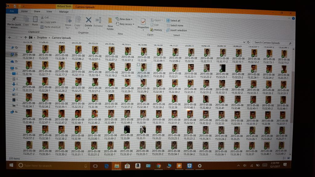 MommyLouie's tweet photo. Cleaning out my Dropbox and found this. Wtf @PeterB6299 they're all selfies of you 😂 https://t.co/6zrzDpUnfC