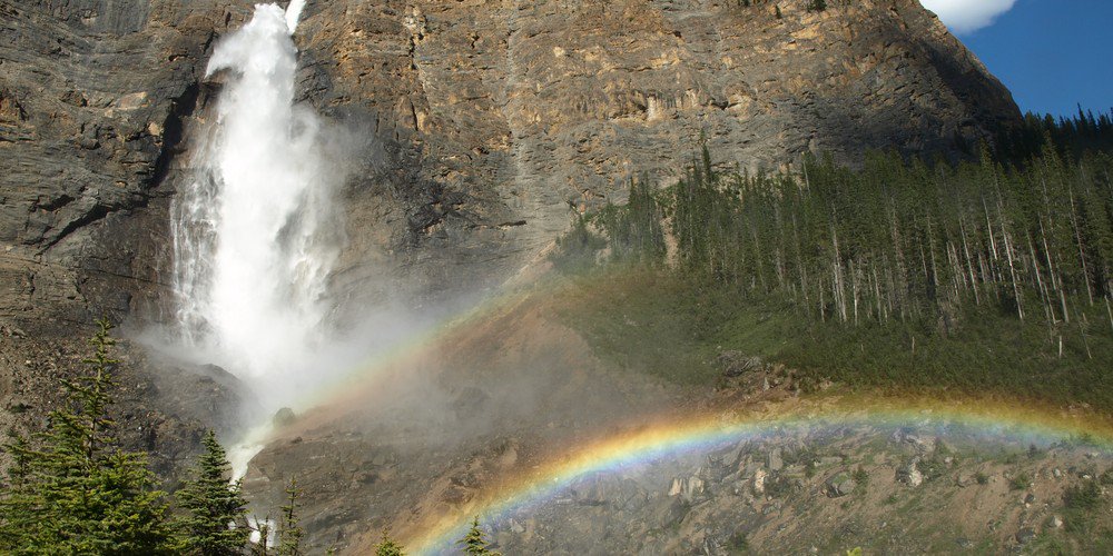 DoetsExperience's tweet photo. Tip van Sabine: bezoek Yoho National Park in de Canadese Rocky Mountains. Lees waarom: https://t.co/07NpDJo3Jn #YohoNationalPark #ParksCanada #Canada #Canadavakantie #natuur https://t.co/UwPsqL2UxQ