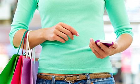 El 40% de los españoles toma mejores decisiones de compra gracias al #movil bit.ly/2ittjyv vía <a href="/PuroMarketing/">PuroMarketing</a> #MobileMarketing