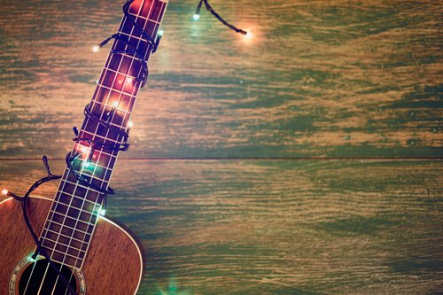 The KW #guitar #Orchestra will be holding its annual #Christmas concert this Sunday (Dec 10) at 2pm at the Main Library. #livemusic 
wpl.ca/guitar_orchest… #music #kawesome #ourtalentedcommunity
