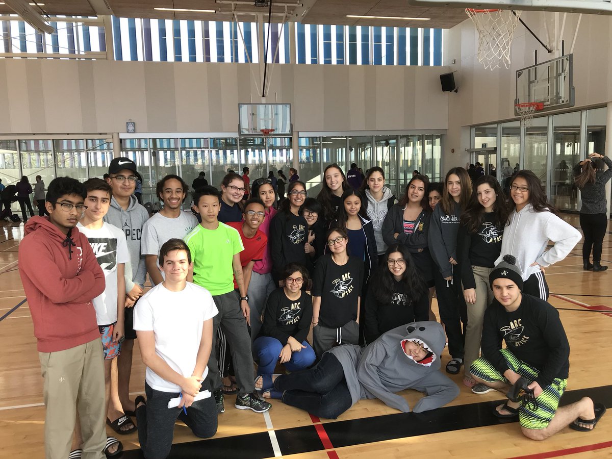 sja_mississauga's tweet photo. Arc Attack takes the plunge. #meet3 #swimfast https://t.co/dyGMbNE5pR