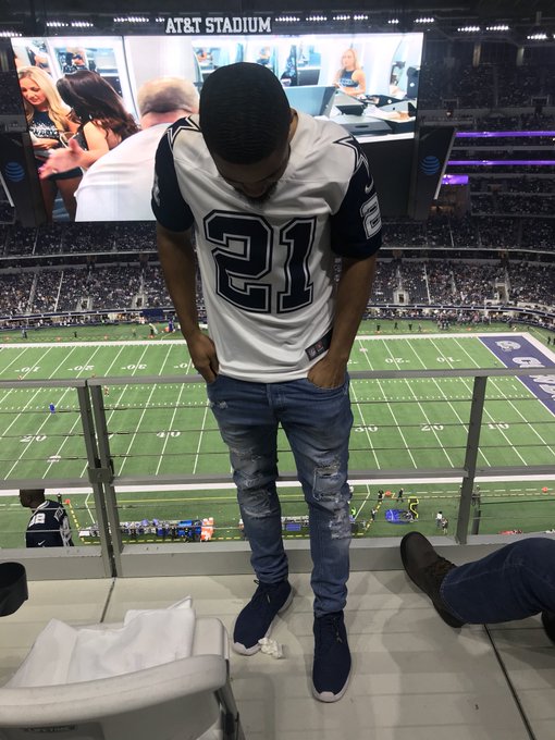 2 pic. What a way to start off my birthday #JordanYear #CowboysNation https://t.co/kSxYgcUsDp