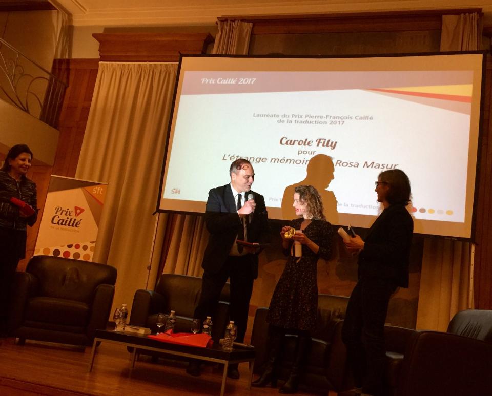 SFTfr's tweet photo. Carole Fily, lauréate du prix Pierre-François Caillé de la #traduction #PFC2017, et Michelle Ortuno, mention spéciale du jury ! https://t.co/Hxt9ncmhgb