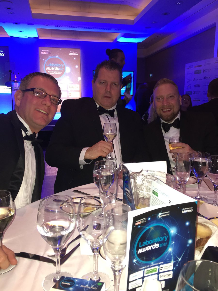 JohnWinter1963's tweet photo. With these gorgeous hunks!!
#LabAwards17 https://t.co/hy9FFnp2rG