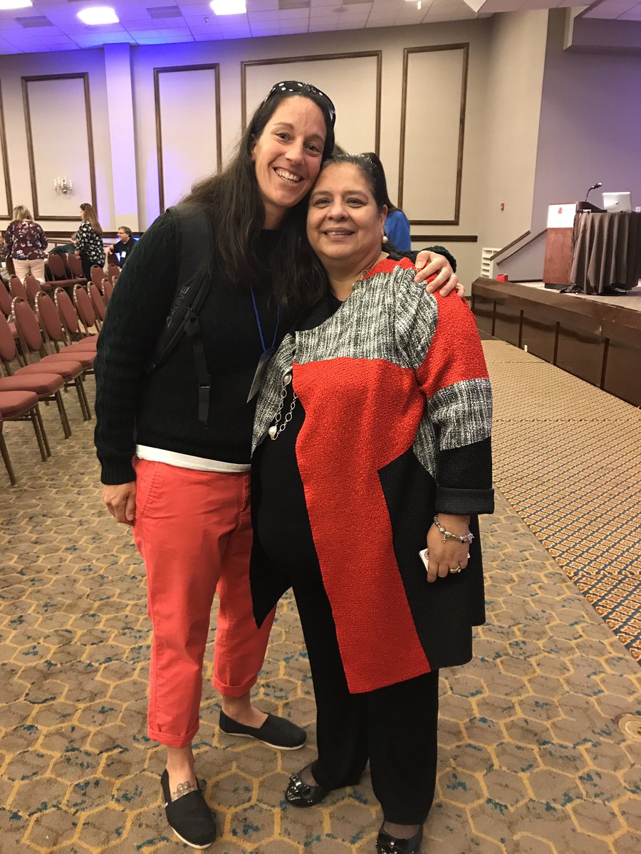ktwar231's tweet photo. Met two amazing ladies today-both empower #WhyITeach! It's about relationships, seeing something in our Ss that they don't see in themselves & opportunities. #VASCD17 https://t.co/xpBcM6IUAO