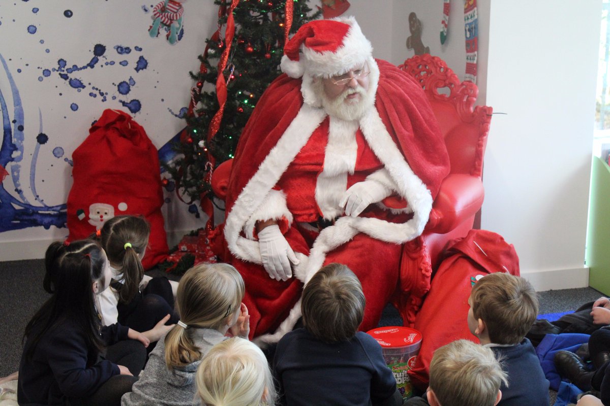 a grand old singalong with PittencrieffPS and man of the hour Santa Claus to ring in DCL&G s first Christmas and launch his Fife tour this morning