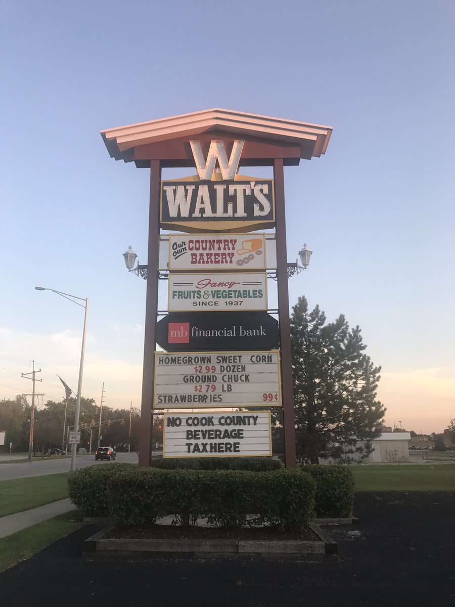nwi_jsp's tweet photo. The pop tax is dead, and thirsty Region retailers can no longer gulp down that sweet, sweet cross-state pop money.
https://t.co/ctaDxHvJ89 https://t.co/qdoUgs1gx8