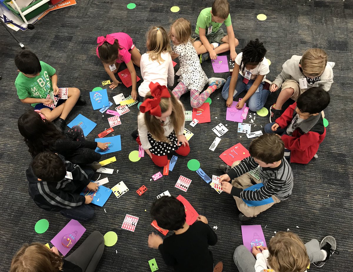 CaseyKrenek's tweet photo. Creating ornaments for the NCE Santa Breakfast! #ncepride https://t.co/7Bq5zRawL4