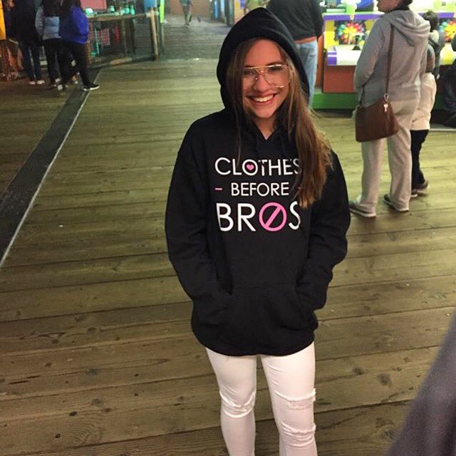 officialtee4too's tweet photo. Baby its cold out there 🎶💘 #clothesbeforebros #tee4too #tee4tootees #sweaterweather https://t.co/5xSwpB5LMO