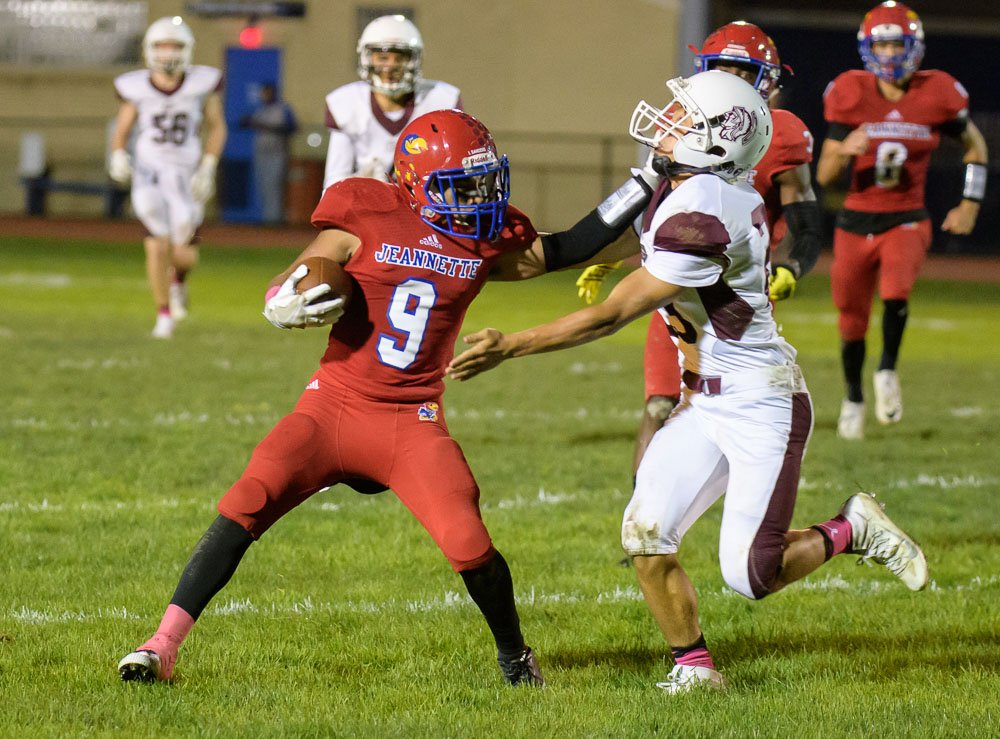 westernpasports's tweet photo. Good luck to @Jhawkathletics as they battle Farrell for a trip to PIAA Class A title game next Thursday in Hershey. We'll be there tonight to cover the action, with photos online after the game. https://t.co/Gw4cuyfryC