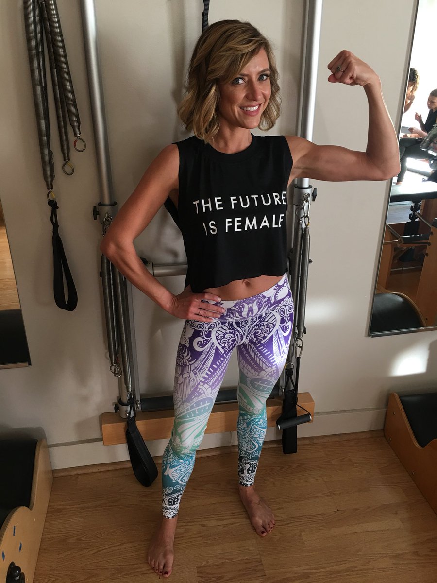 Jeni_Elizabeth's tweet photo. @oshoplive thank you for the #amazingleggings and helping @yolakin look so awesome on @HWoodDarlings #TheFutureisFemale and we couldn’t be more excited about it! https://t.co/5Pz8U4vp4s