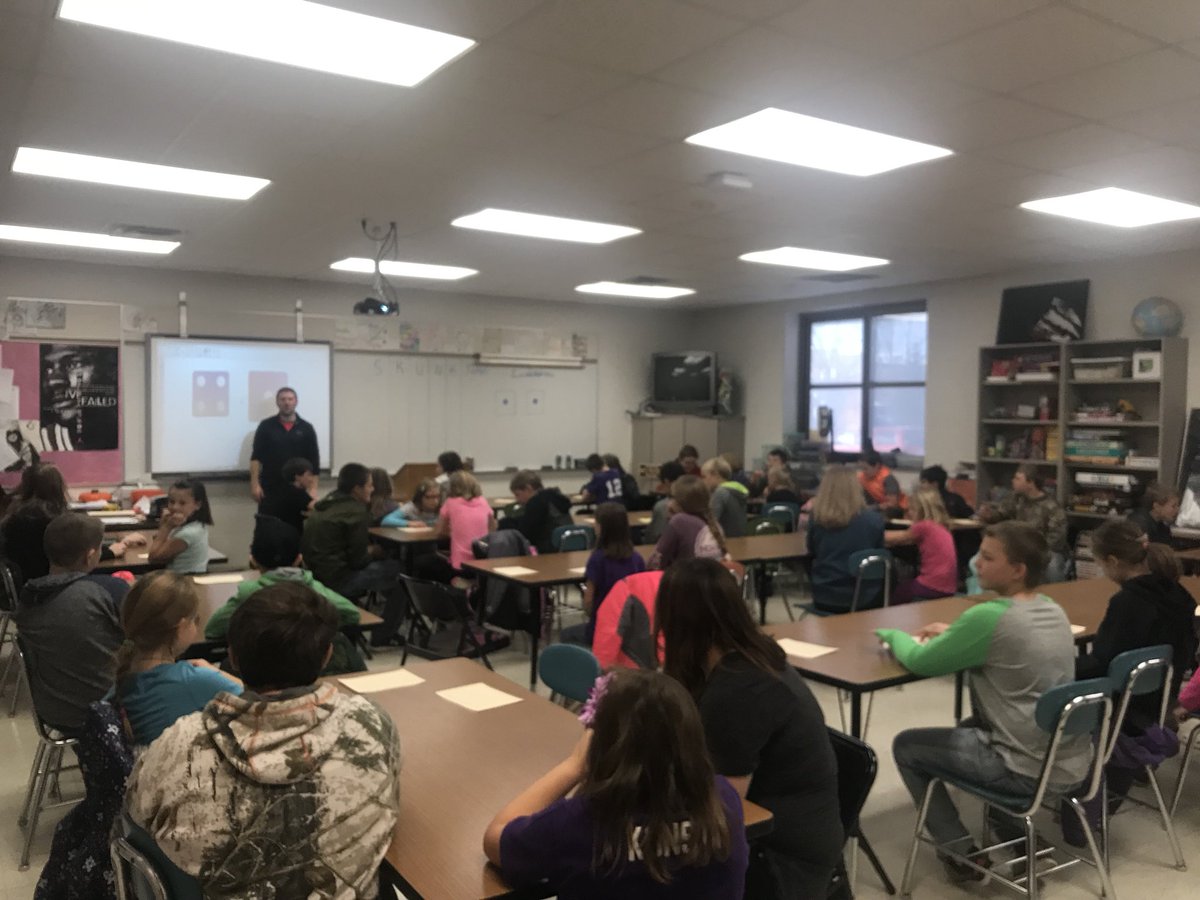 BCSD_NickKaiser's tweet photo. TCE 3rd graders visited the Middle School today for fun math and writing activities. https://t.co/kCX44WDLUI