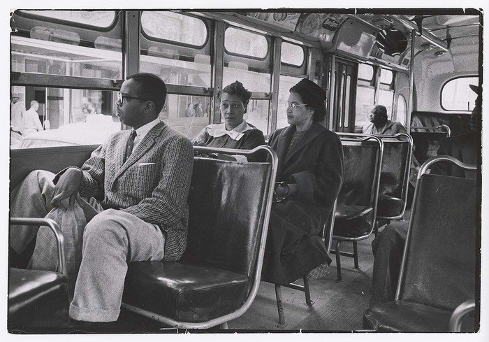ICPhotog's tweet photo. Rosa Parks refused to give up her seat to a white man on this day in 1955—she was arrested.  
📷 [Rosa Parks riding on newly integrated bus following Supreme Court ruling ending successful 381-day boycott of segregated buses, Montgomery, Alabama], 1956 https://t.co/KbmSRDvtS8 https://t.co/ZYqWEqqjcL