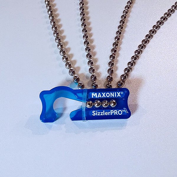 Maxonix tweet media