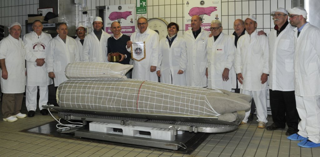 The biggest Zampone of the world ! 775 kgs.