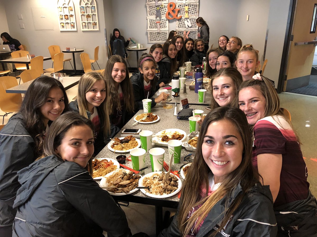 whitney_soccer's tweet photo. Just arrived in Chico! Team lunch and campus tour before our 4pm game. Go Cats! https://t.co/Gu8eKni2EE