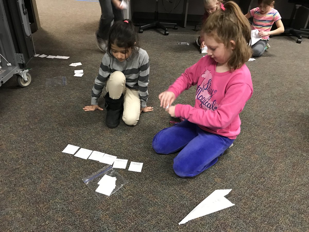 carriedirksen's tweet photo. 2nd graders in @Mrs_Scheetz’s class testing each others’ algorithms for creating paper airplanes! #HourofCode #MGEWaukee #codeunplugged https://t.co/1T6pcvLQs5