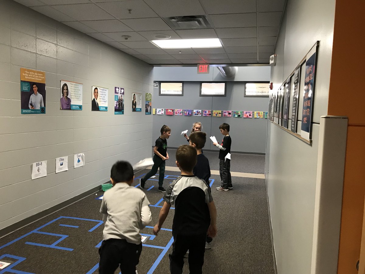 carriedirksen's tweet photo. 2nd graders in @Mrs_Scheetz’s class testing each others’ algorithms for creating paper airplanes! #HourofCode #MGEWaukee #codeunplugged https://t.co/1T6pcvLQs5