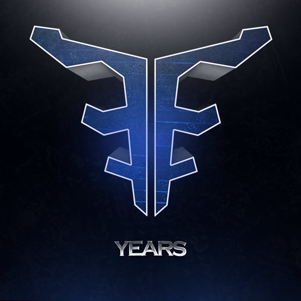 tlouclan's tweet photo. Please welcome these guys to TLOU @ItsYearss @MeesXI_ @Compjuh &amp; @em0jiii_ https://t.co/pyNt90RkBz
